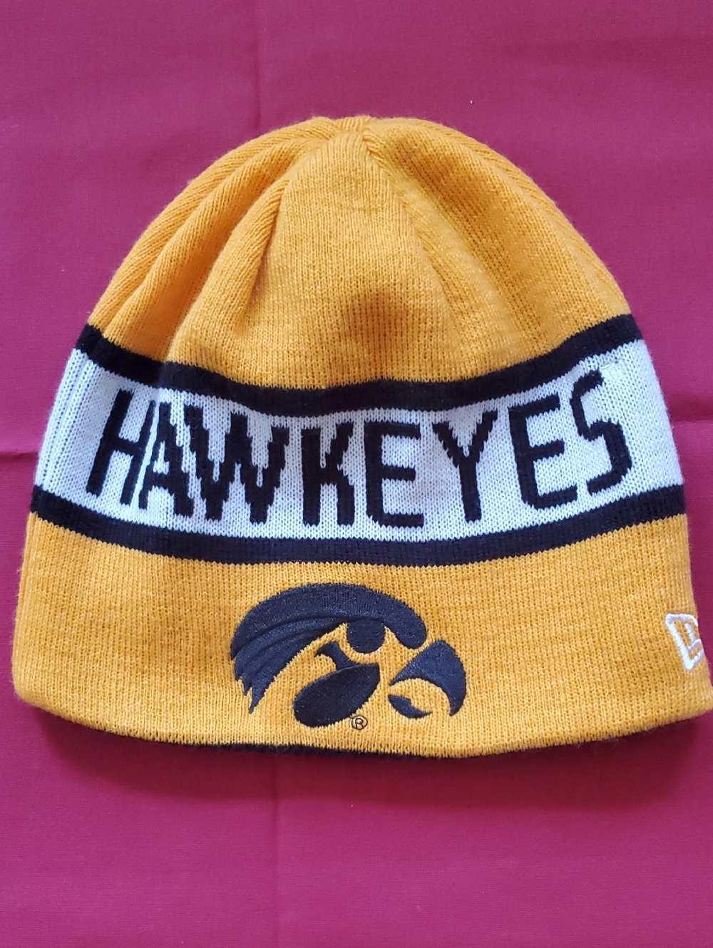New Era Gold and Black Hawkeyes Knit Beanie